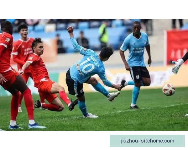 中超英博客场2-1逆转泰山 马莱莱双响瓦科建功助队连胜